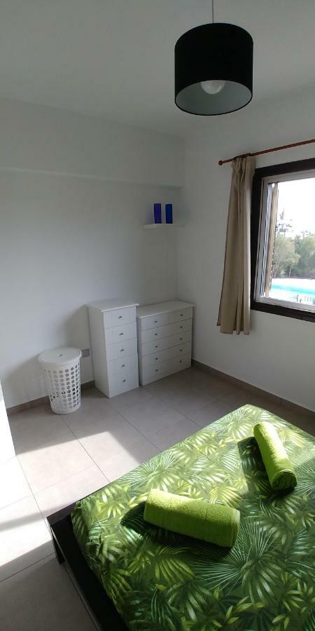 Apartamento 'Chez Antoine' Pool-View 5Min From Sea Paphos Exterior foto