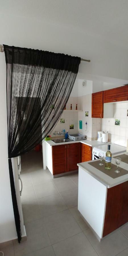 Apartamento 'Chez Antoine' Pool-View 5Min From Sea Paphos Exterior foto
