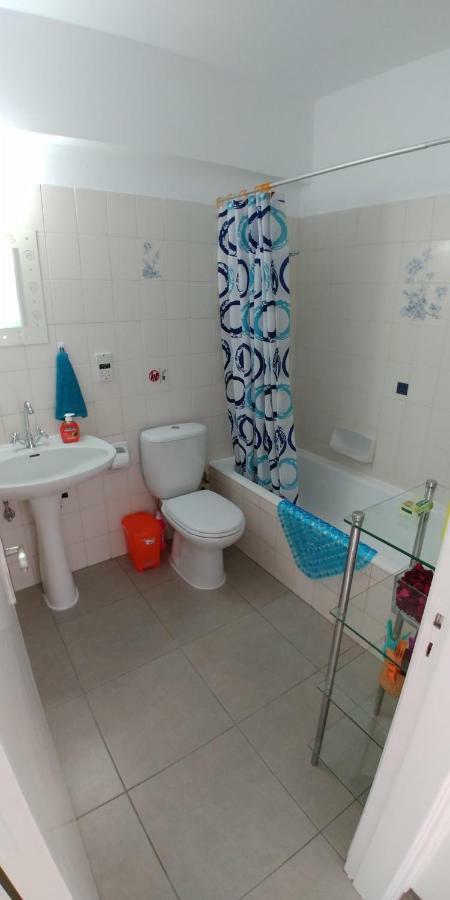 Apartamento 'Chez Antoine' Pool-View 5Min From Sea Paphos Exterior foto